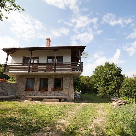 Kesta Za Gosti Cervena Yabelka Hotel Vranyantsi Exterior foto